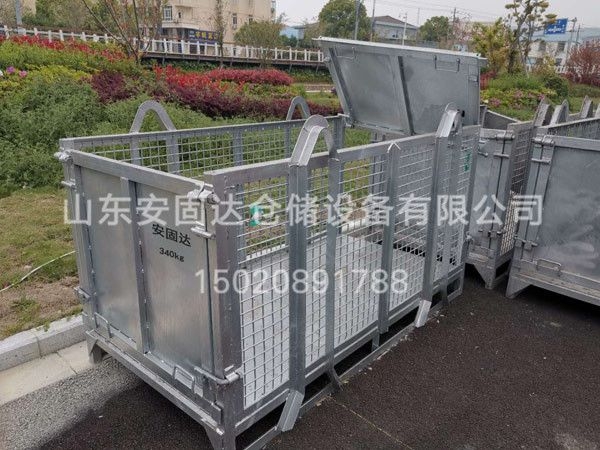 金鱼铁笼